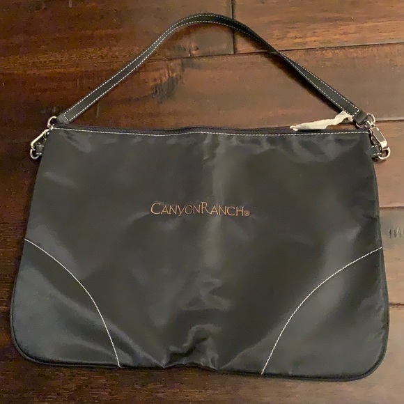 Chelsey Henry Canyon Ranch Black Nylon Shoulder Bag NEW! - Picture 1 of 7